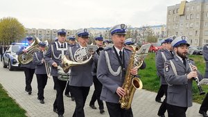 Świetna zabawa, pomoc chorym dzieciom , a do tego deklaracja wstąpienia w szeregi Policji