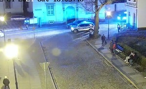 Szaleńcza ucieczka przed policjantami zakończyła się w areszcie