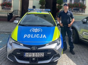 Dzielnicowy z Dobromierza uratował psa