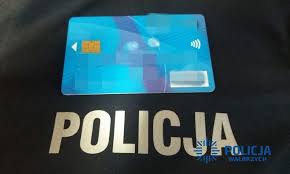 Ostatni dzień wakacji i niedziela handlowa – uważajmy na zakupach!