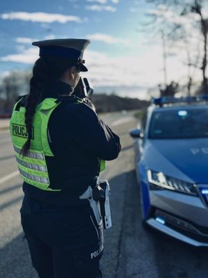 Świdniccy policjanci dbają o bezpieczne powroty z wakacji