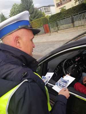 „Mistrzu, zwolnij!” – świdniccy policjanci apelują o bezpieczną jazdę