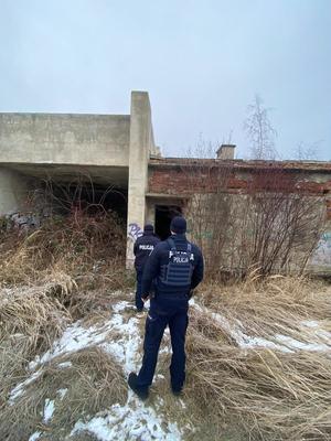 Reaguj! Nie bądź obojętny! Niskie temperatury zagrażają życiu i zdrowiu.