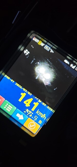 STRACIŁ PRAWO JAZDY NA 3 MIESIĄCE ZA PRZEKROCZENIE PRĘDKOŚCI POZA TERENEM ZABUDOWANYM, troje innych kierujących spotkanie z policjantami zakończyło mandatami i punktami karnymi