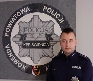 ZAGŁOSUJ na asp. Piotra Owczarek - twojego SUPER DZIELNICOWEGO