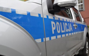 Zamykaj drzwi – nawet gdy jesteś w domu. Chwila nieuwagi wystarczyła, by doszło do kradzieży